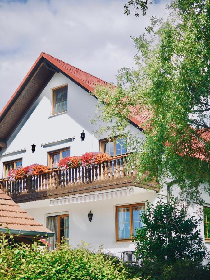 Pension Grünes Herz Tonndorf Exterior foto